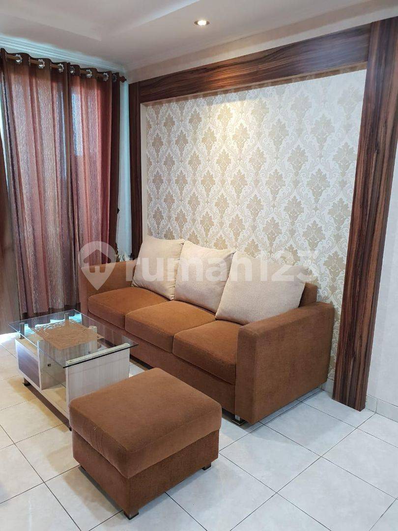 2+1 Bedroom Apartment with Furnished Interior