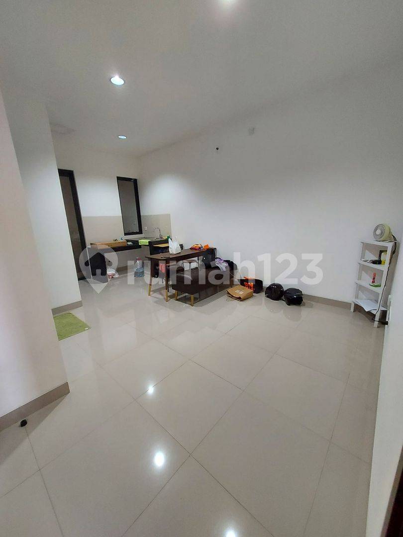 Condo House Green Royal - 2 Bedroom Unit on Ground Floor