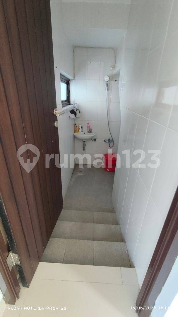 Strategic Location Near Cirebon, Hook House, Flood-Free Area