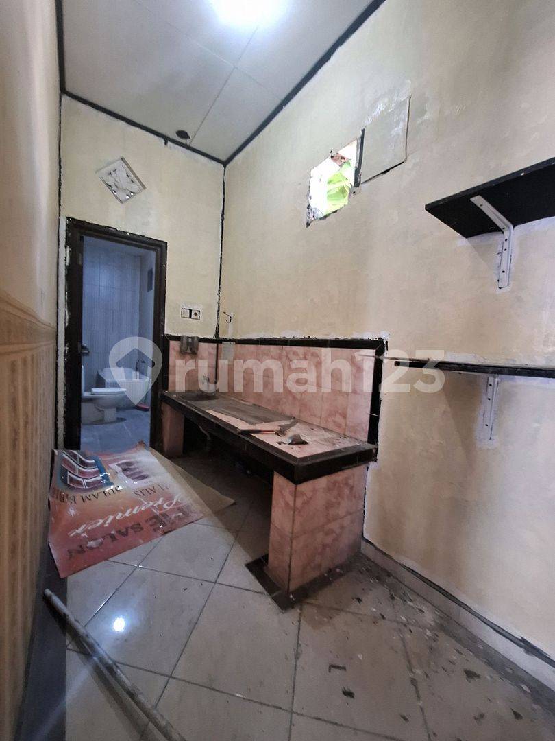 Spacious 2-Story Property with Large Land Area