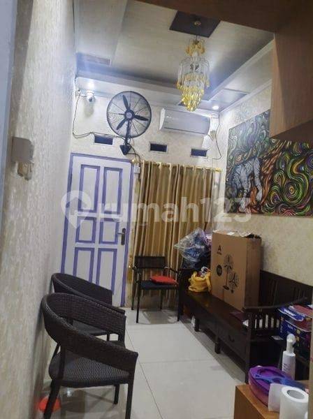 Strategic City Center Location with Easy Access and Comprehensive Facilities