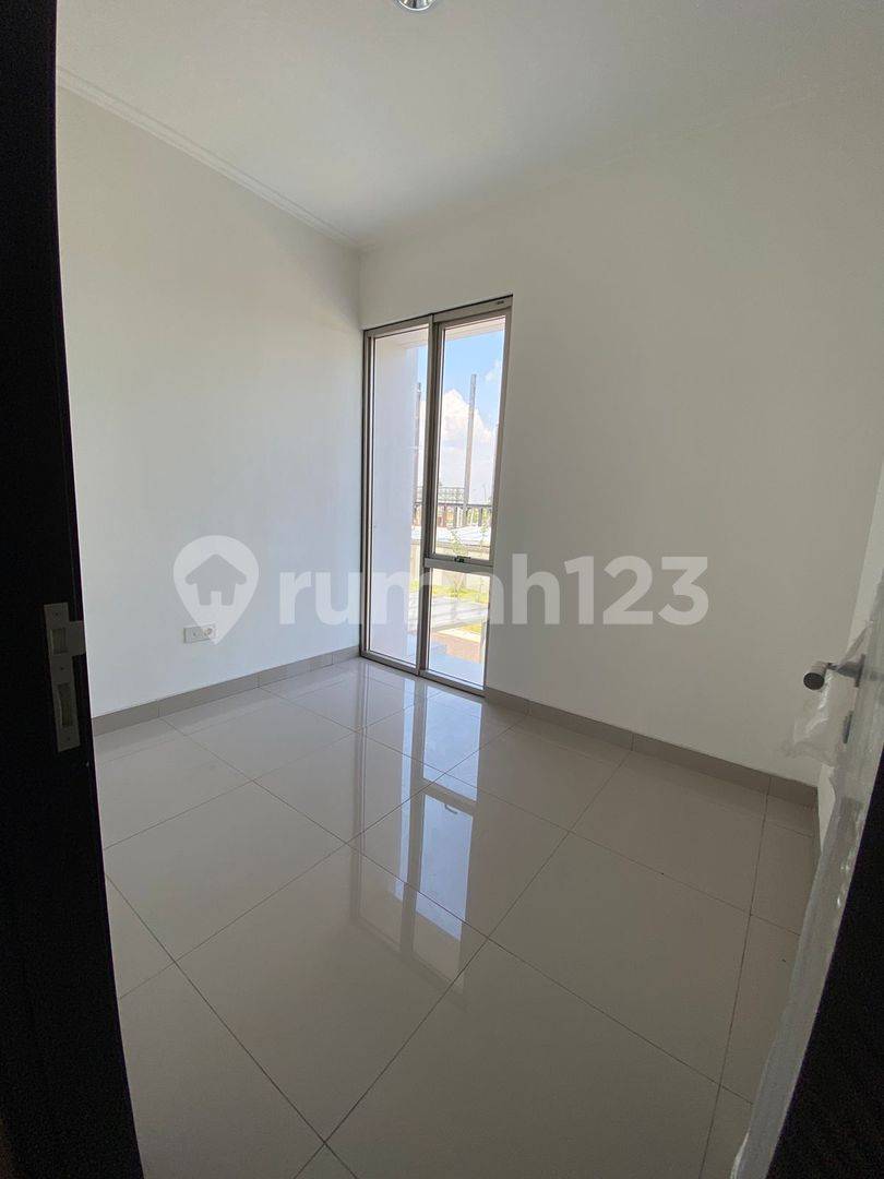 Rumah PIK 2 - 6x10 үй, 2+1 жұмақпен, көшіп кіруге дайын
