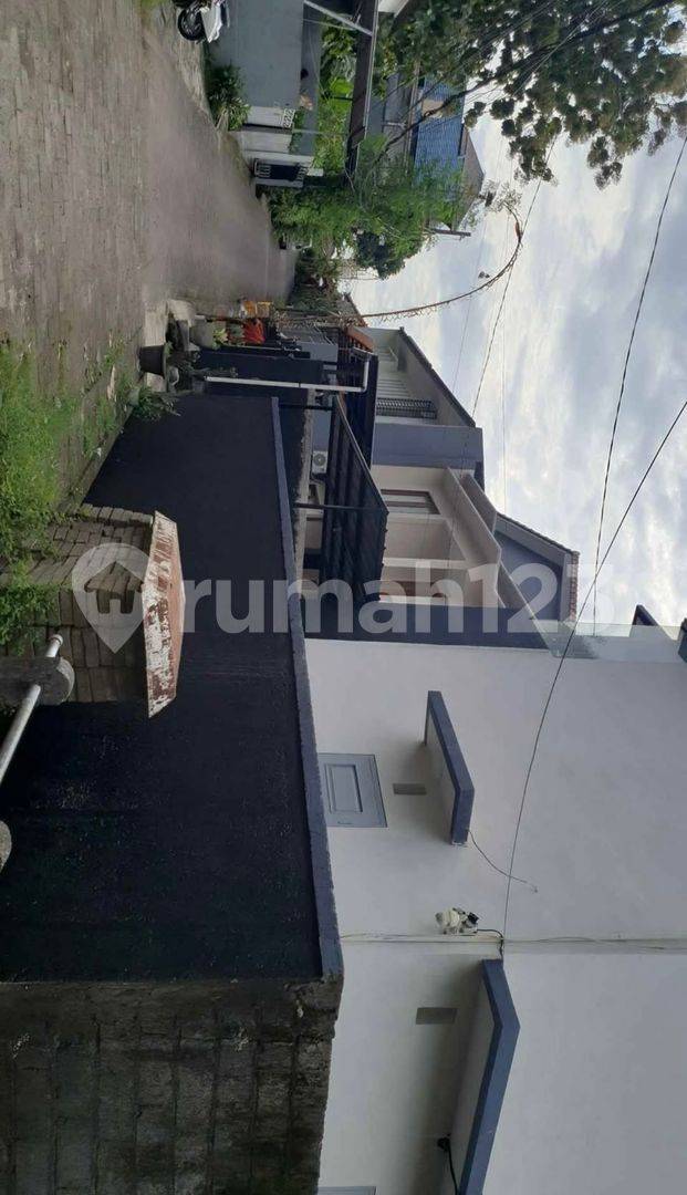 2-Story House in Taman Griya with 3 Bedrooms, Fully Furnished