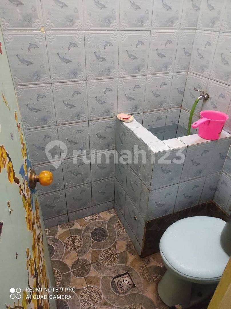 Nice house, ready to live in, flood-free in Bintaro