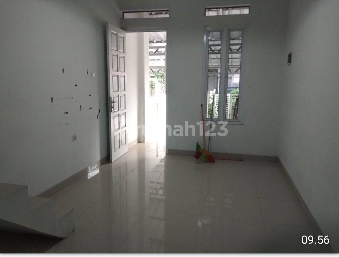 Minimalist 2-Story House in Turangga Buah Batu