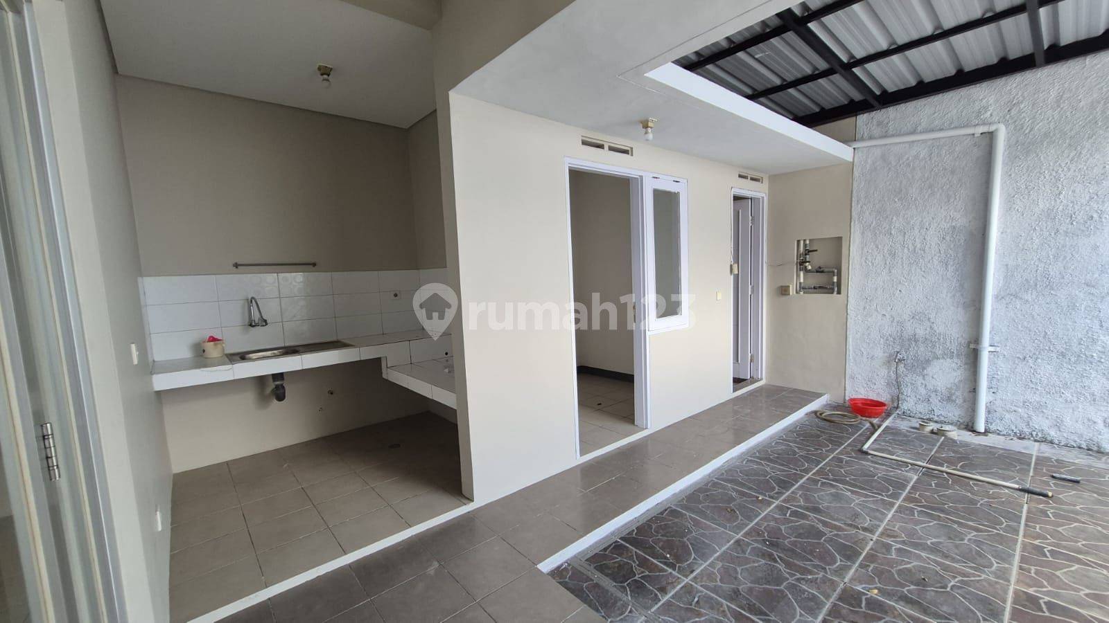 House in Kota Baru Parahyangan, Mayang Sunda