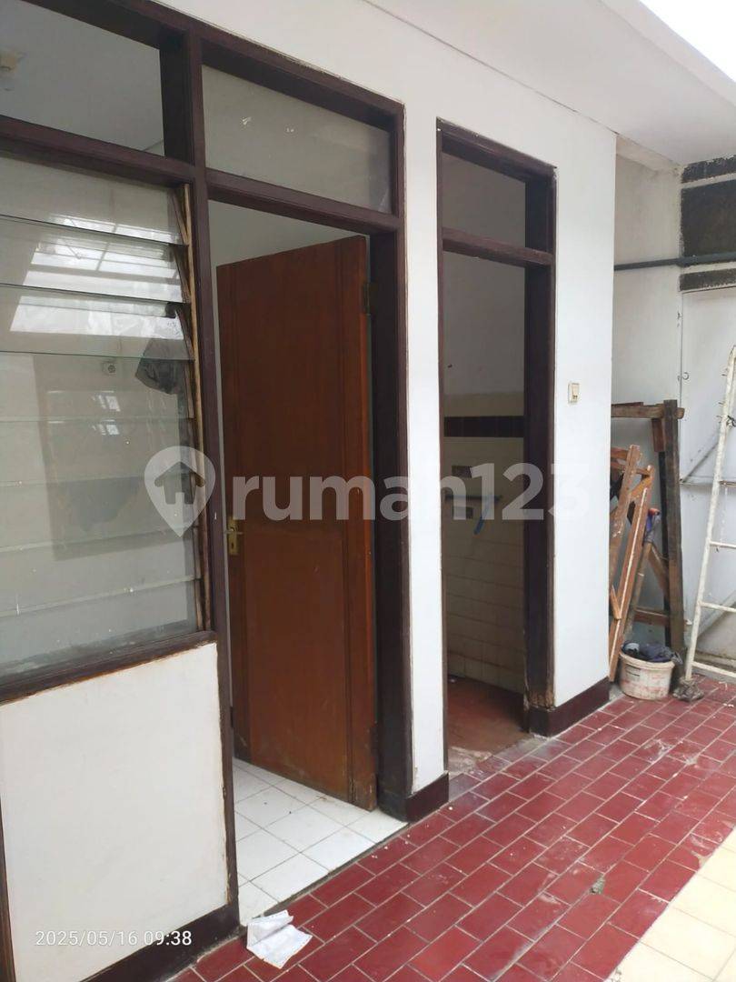 Rumah dalam kompleks Muara, 3+1 kamar, luas 136m²