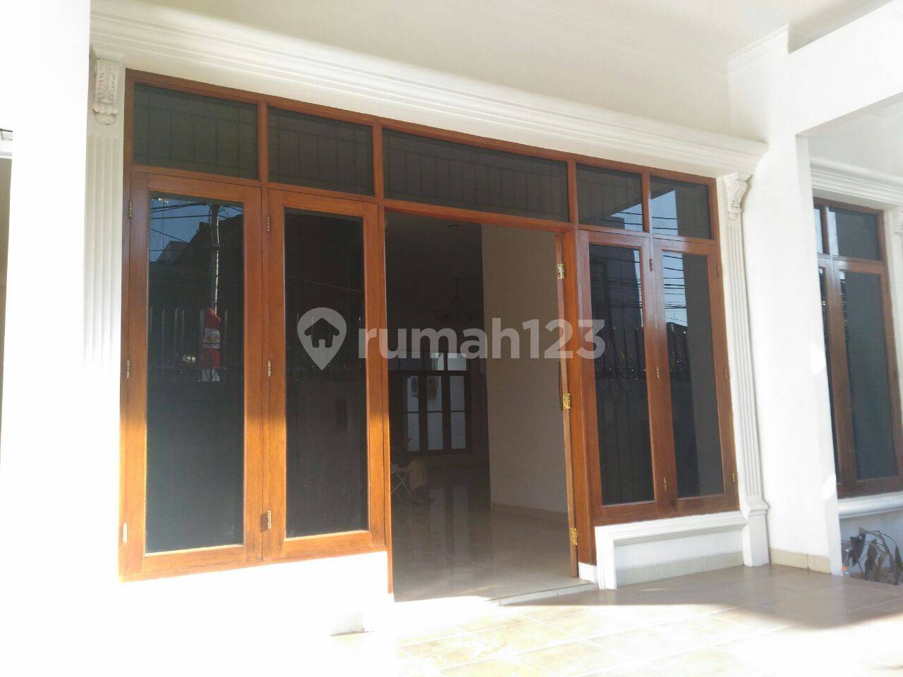 Spacious House/Office in Dharmawangsa, Kebayoran Baru