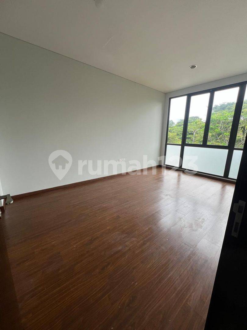 Semi Furnished Corner House at Lakewood Cluster, Nava Park BSD