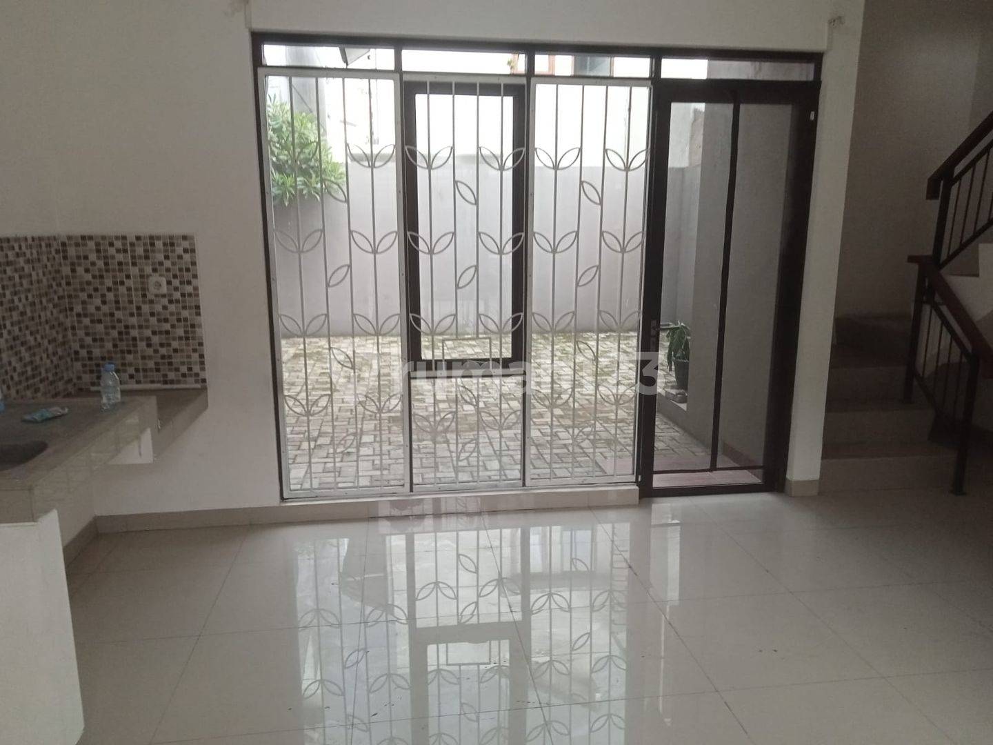 Minimalist 2-Story House in Buah Batu Cluster