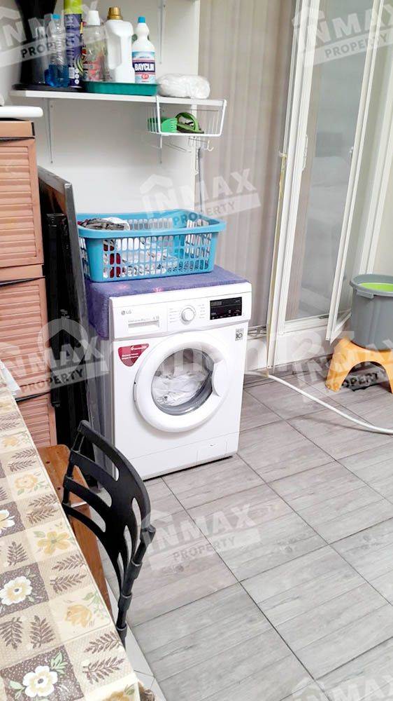 Safe and Comfortable Area Near Machung University, Corner Position