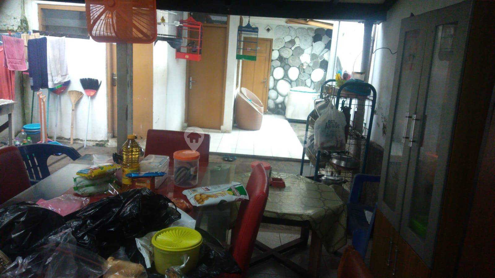 Main Road Property near Culinary Business Area