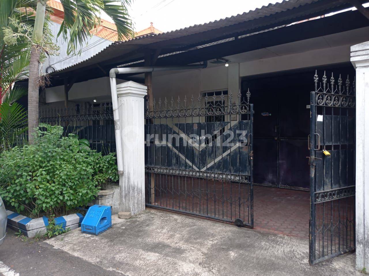1-story house 5 bedrooms 1 km Unfurnished Near Rst Soepraun Auto2000 Sukun
