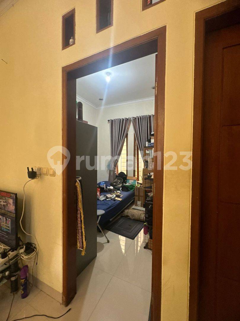 Minimalist House in Pondok Bambu, Safe and Flood-Free