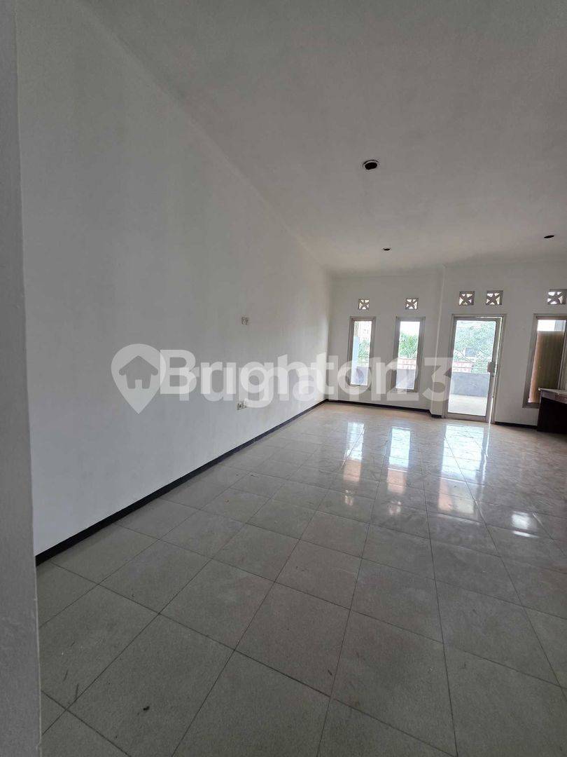 Strategic Ruko Location near Maranatha University, Suitable for Business