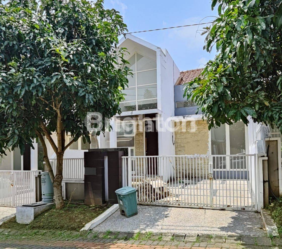 Modern Malang Property near Universities with Security and Amenities