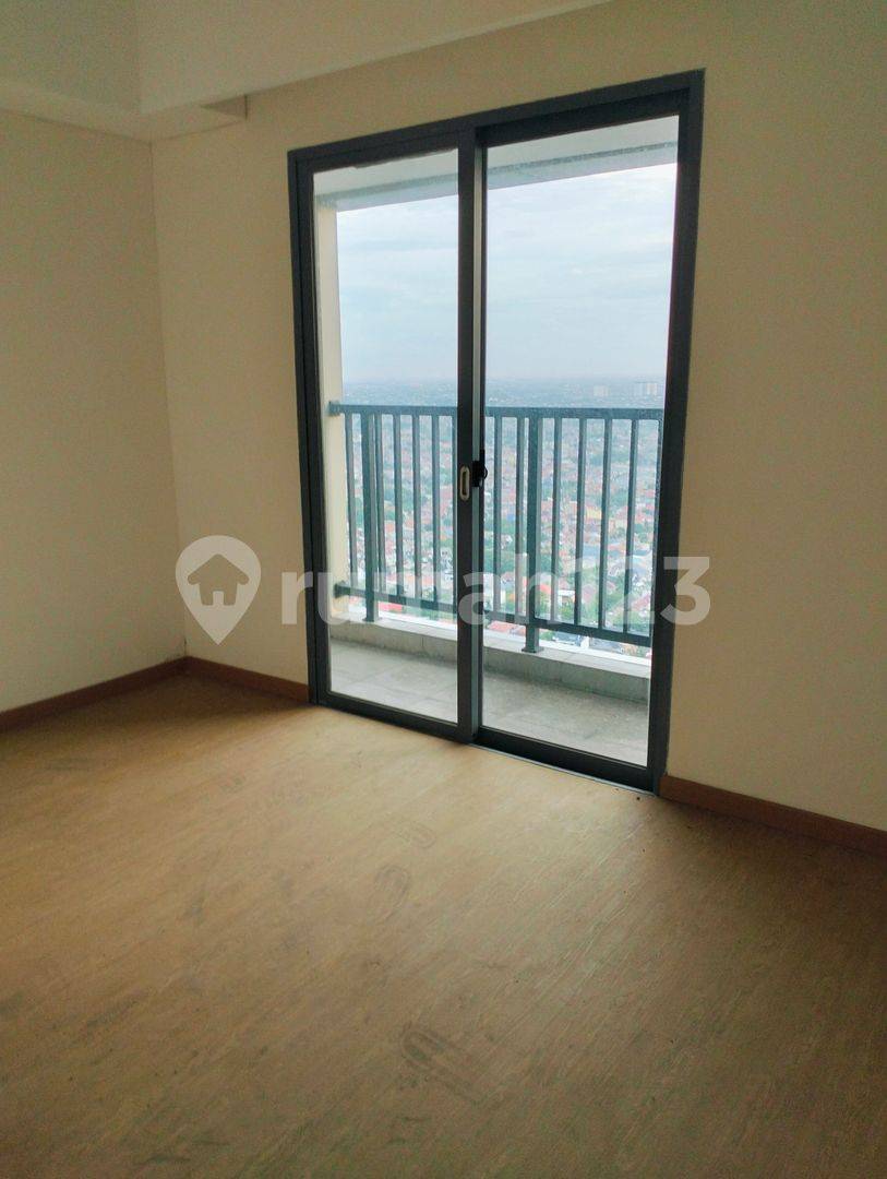 Unfurnished 2BR Apartment at Embarcadero