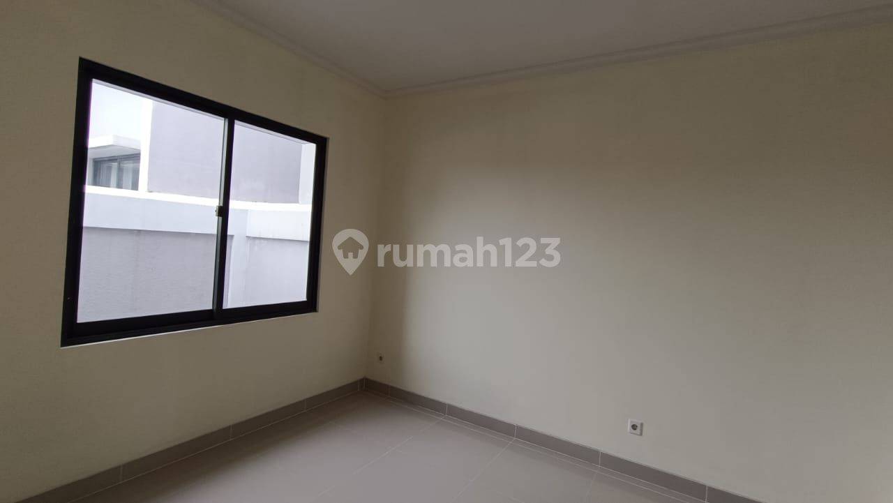 2-Story House in Gading Serpong, Baroni Cluster