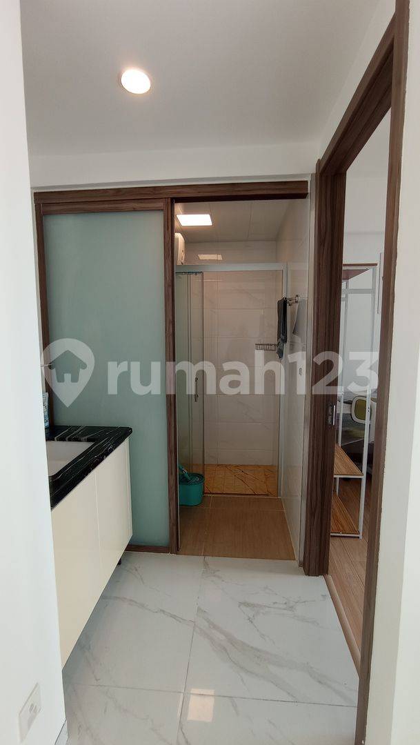 Sky House, BSD-тегі сәулетті 2 жуынатын пәтер