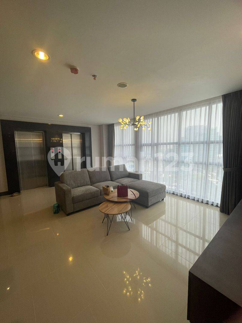 Spacious 3-Bedroom Furnished Apartment in Pondok Indah