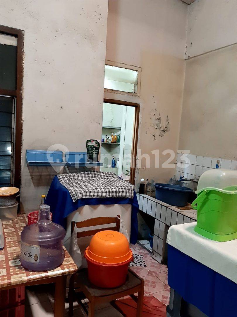 Дом на улице Отиста в аренду - 90м2, требуется ремонт крыши