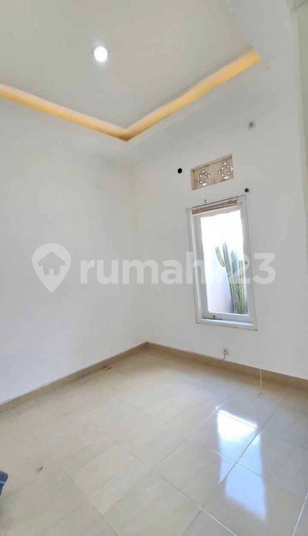 3 Bedroom House in Padonan near Canggu with Garage