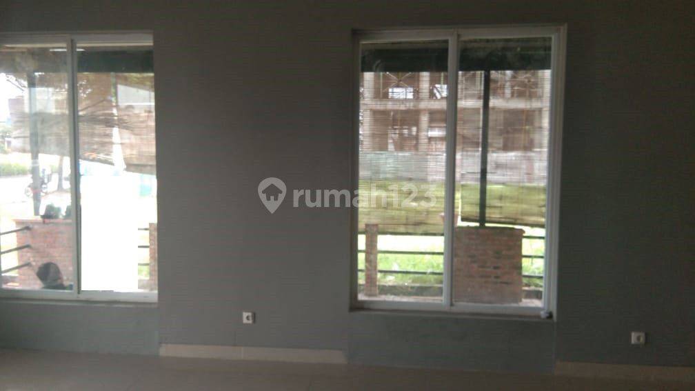 Corner Ruko in Goldfinch Gading Serpong - Strategic Commercial Space