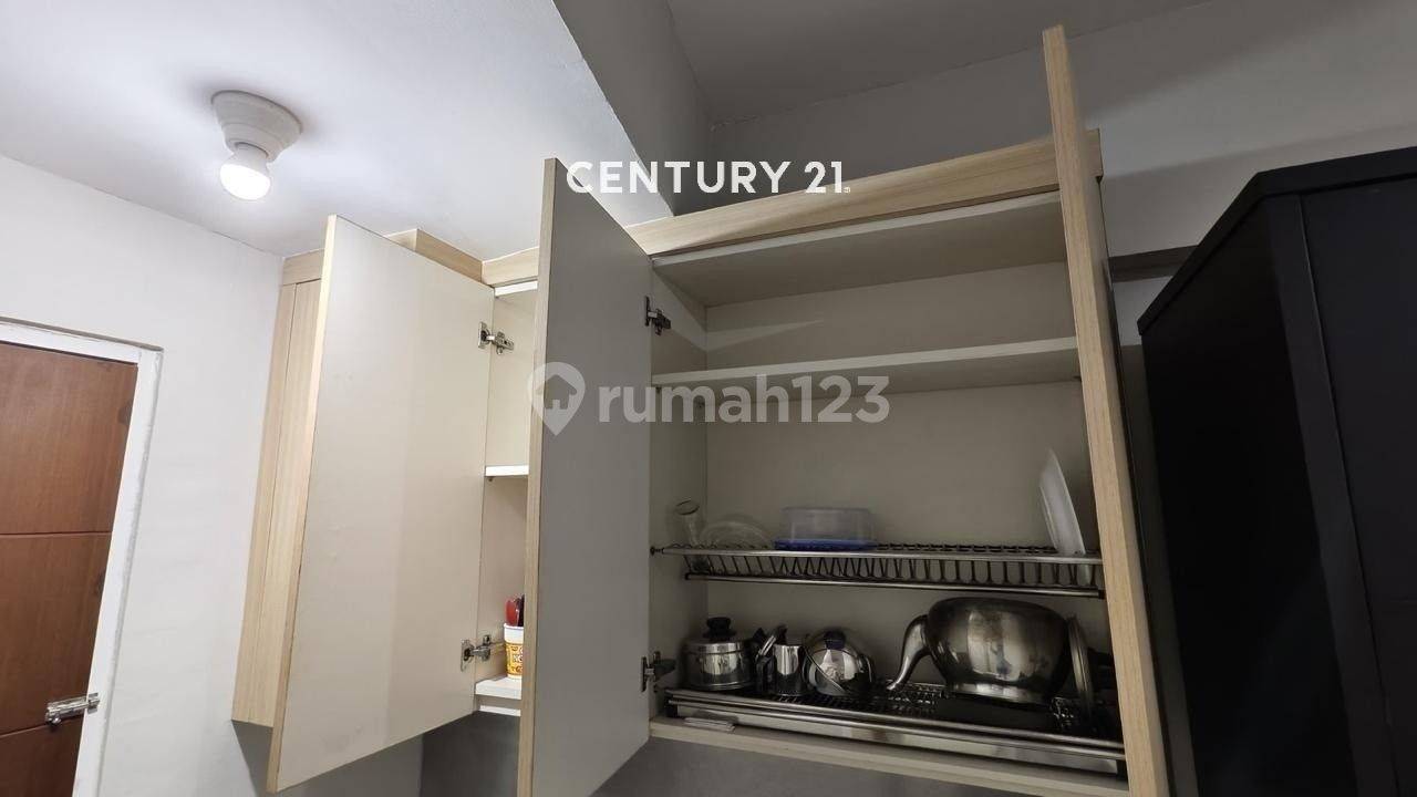 Compact Studio Apartment with Modern Amenities