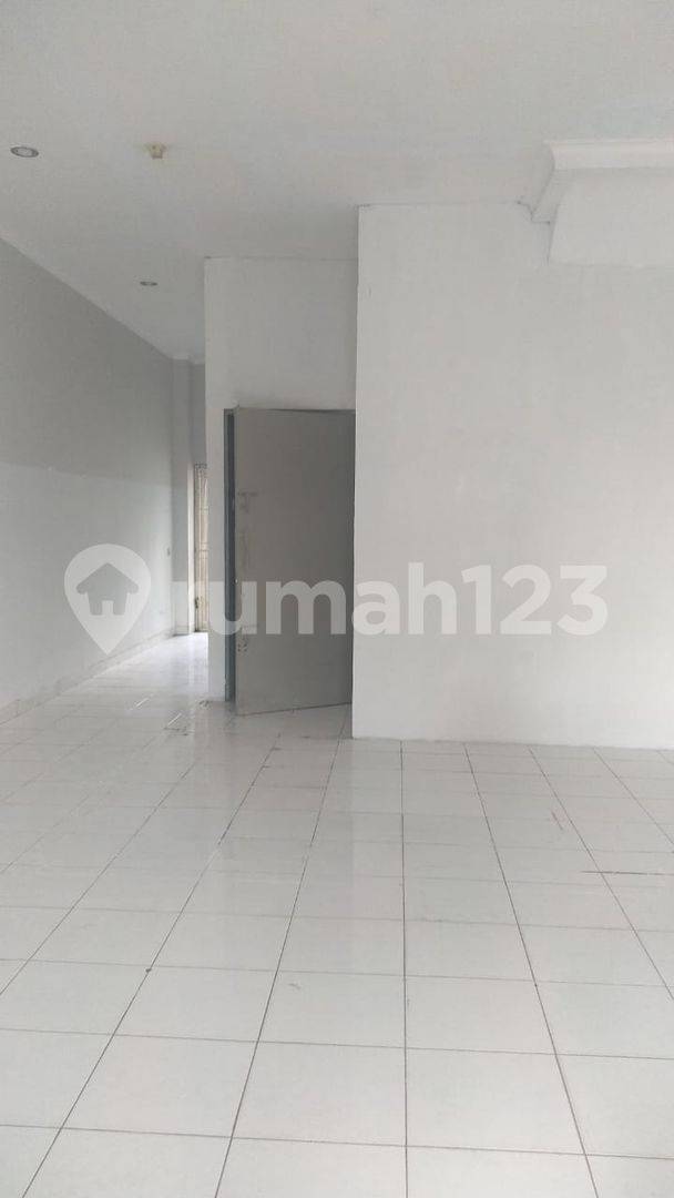 Ruko Spark Gading Serpong - 3 Story Commercial Space