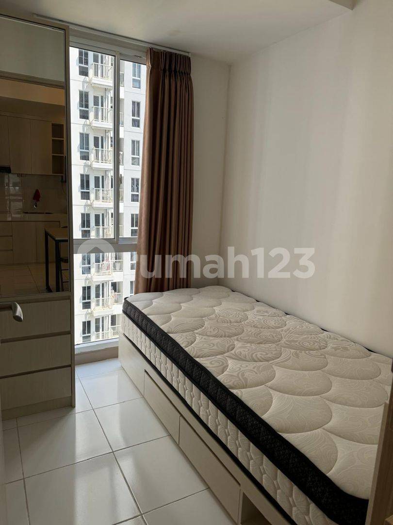 Tokyo Riverside 2BR Apartment, 36m², Fully Furnished