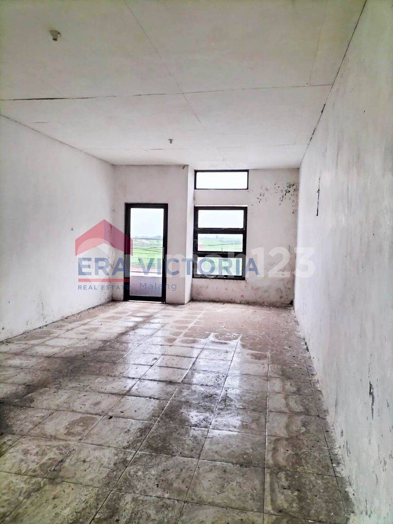 Ruko for Sale/Rent in Gondanglegi - Business Opportunity