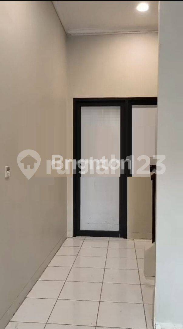 Ruko Crystal Commercial Space in Tangerang - Ideal for Business