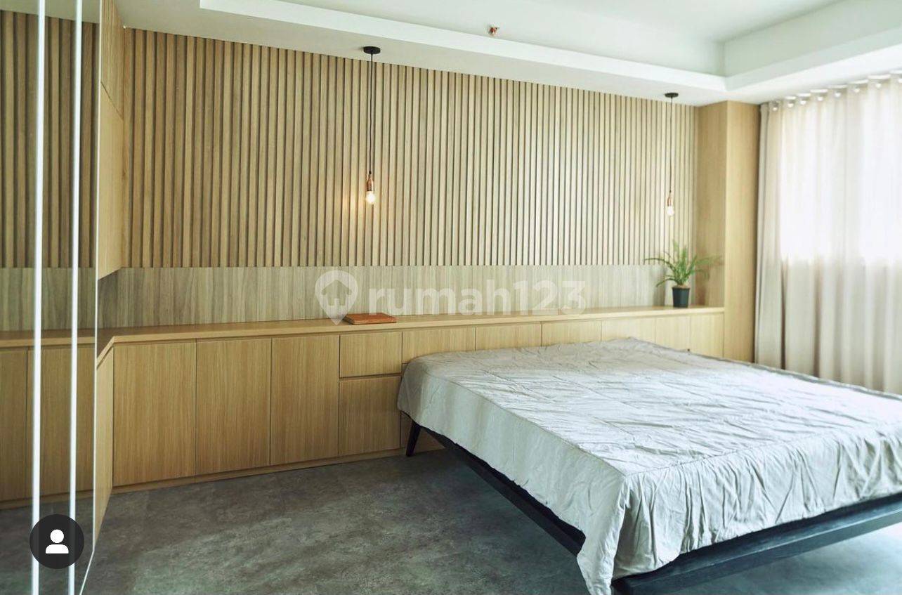 Renovated Kemang Village Residence Apartment with Balcony