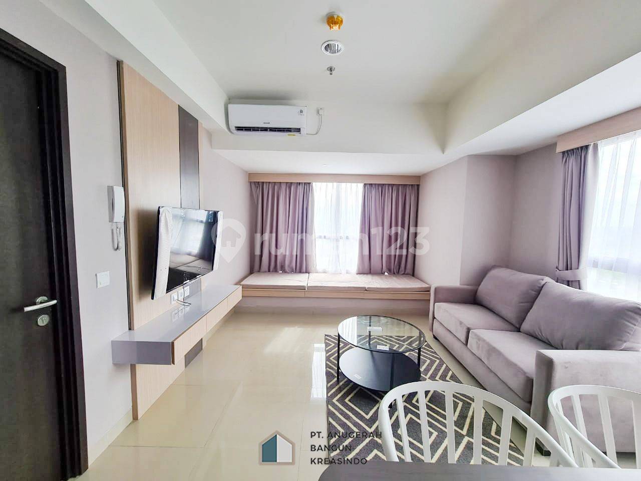 Orange County Apartment - Fully Furnished Studio