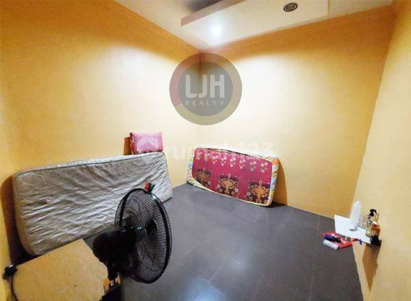 3-Story Commercial Shop/Property in Pantai Permata Baloi