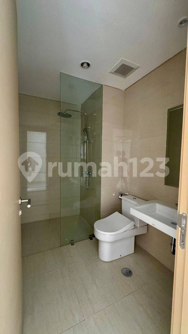 3BR Sedayu Suite Apartment - City View, Semi-Furnished