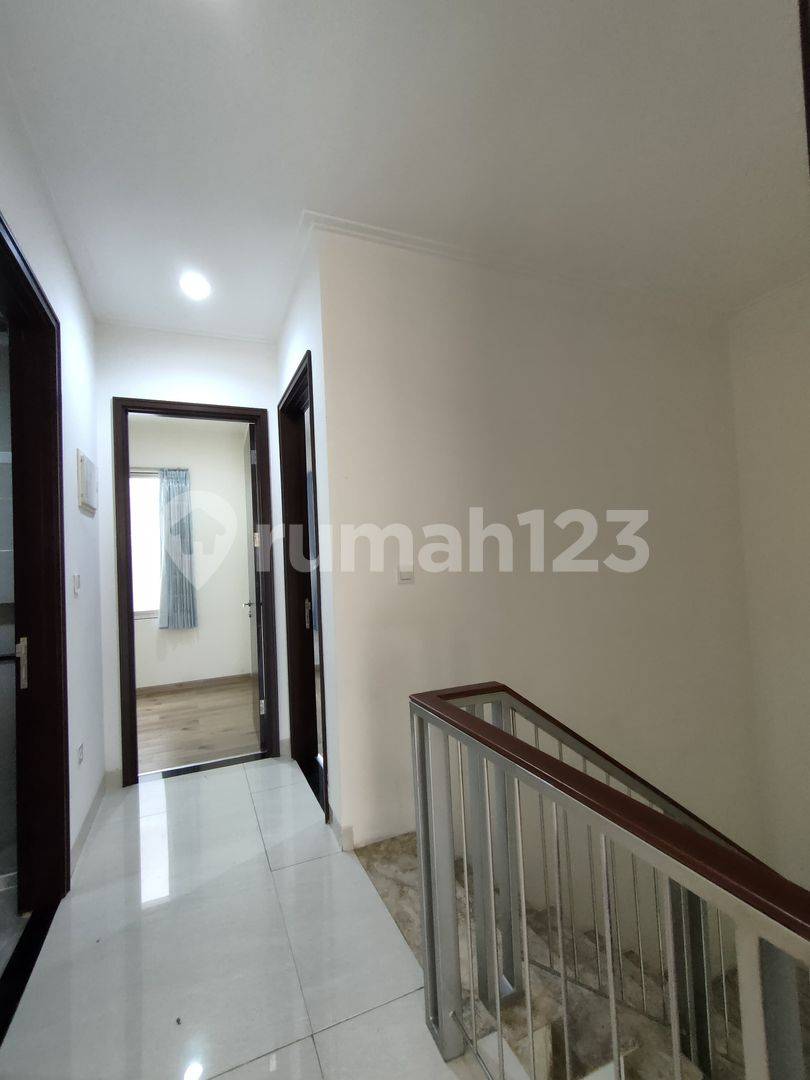 Golf Island PIK үй жалға алу - 2 қабат, 3+1 жұмақ