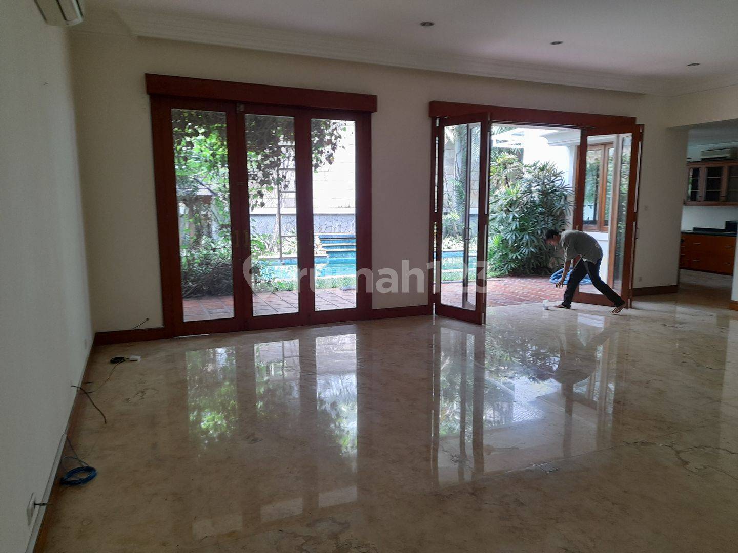 Spacious Property near Central Jakarta with Private Pool