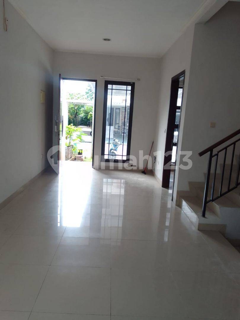 3+1 Bedroom House with Carport, Ready to Move In