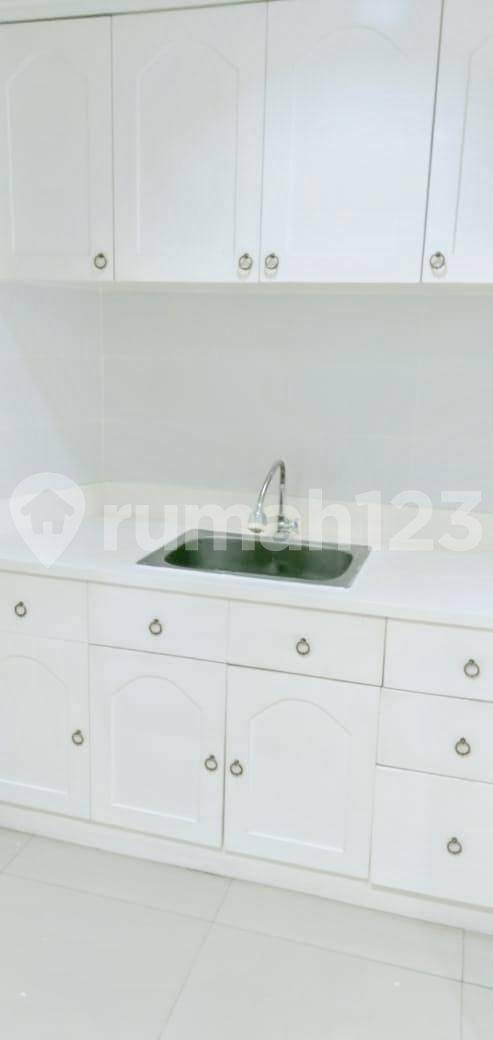2 Bedroom Apartment at Richmond Sherwood Apartment