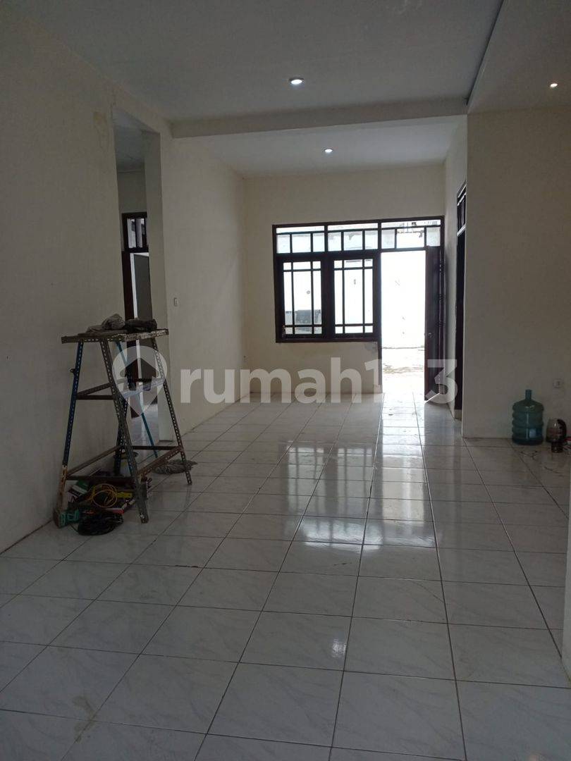 Strategic Property for Residential or Business Use