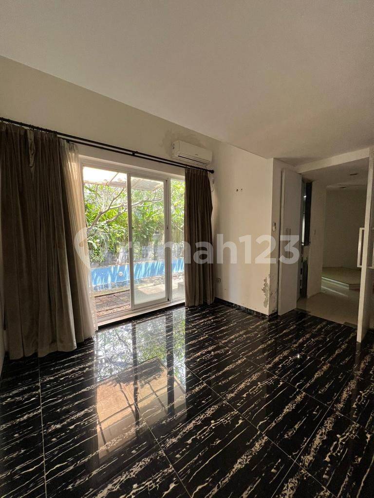 Серпонгтегі Rainbow Spring Hill Condovilla