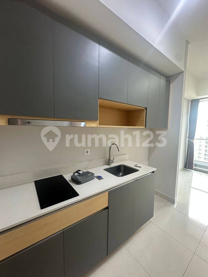 Студия в жилом комплексе Taman Anggrek Residences, стратегическое расположение рядом с торговым центром Central Park Mall