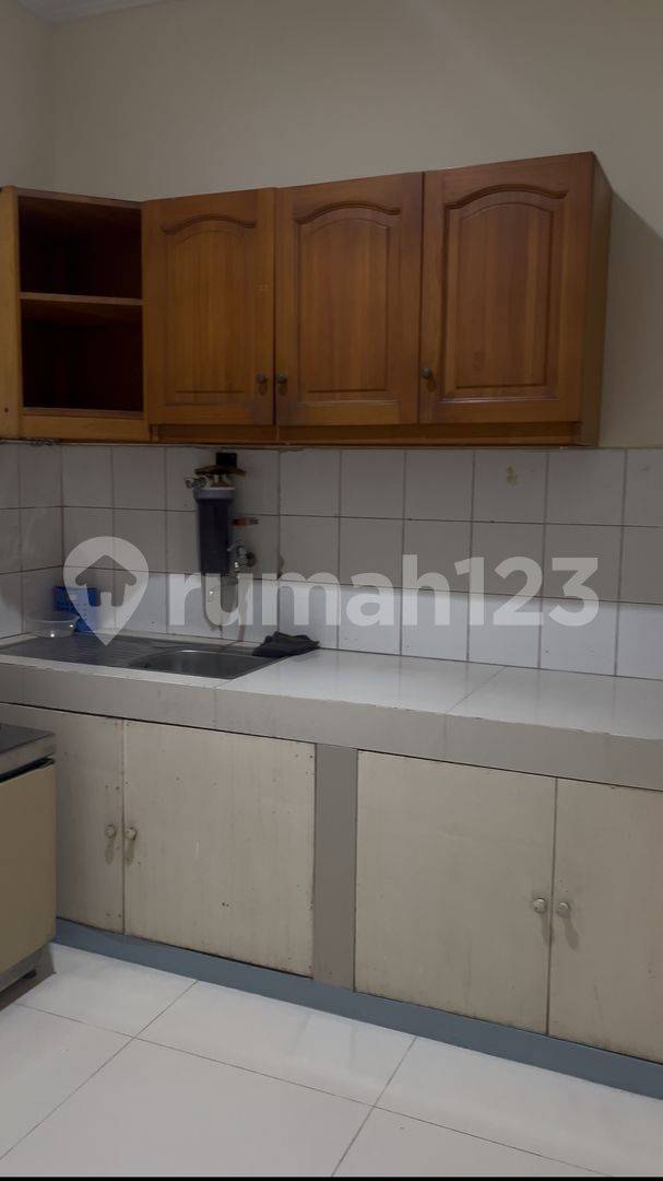 2-Bedroom Home Near SMS Mall, Wide Street Access