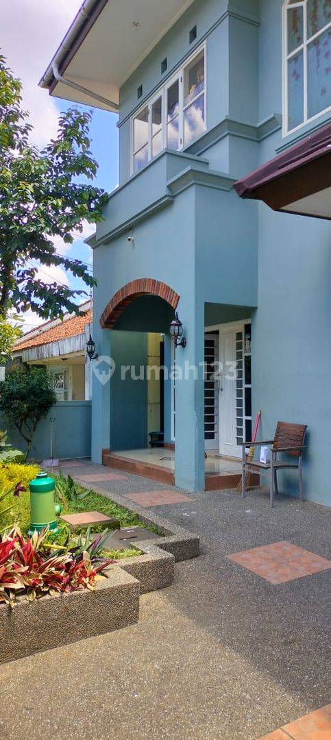 Luxurious Fully Furnished House in Central Bandung