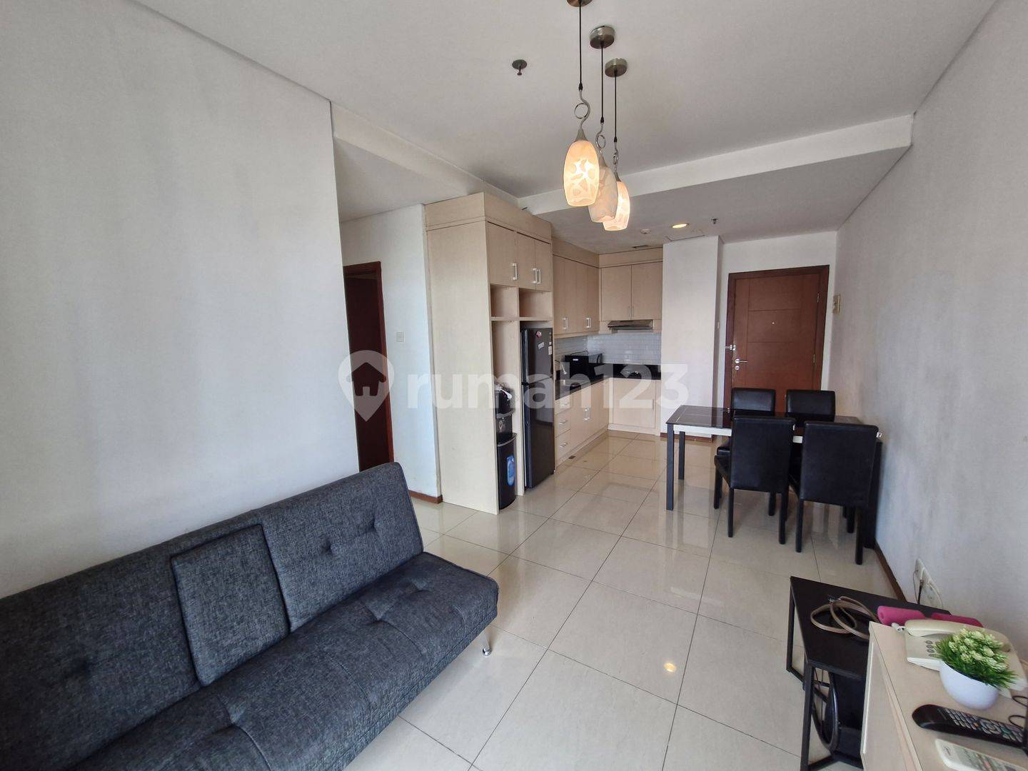 2-х комнатная квартира в Thamrin Residence, расположение в центре города