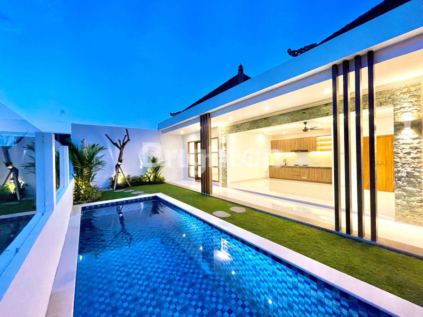 New Private Villas in Quiet Canggu Area with Rice Field Views