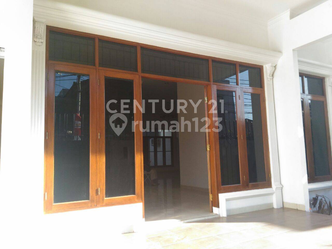 Spacious House/Office in Dharmawangsa, Kebayoran Baru