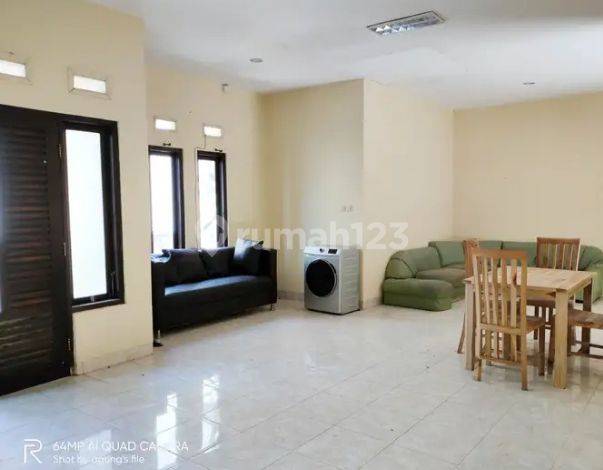 1-Floor House in Denpasar East, 3+1 Bedrooms, Furnished Option
