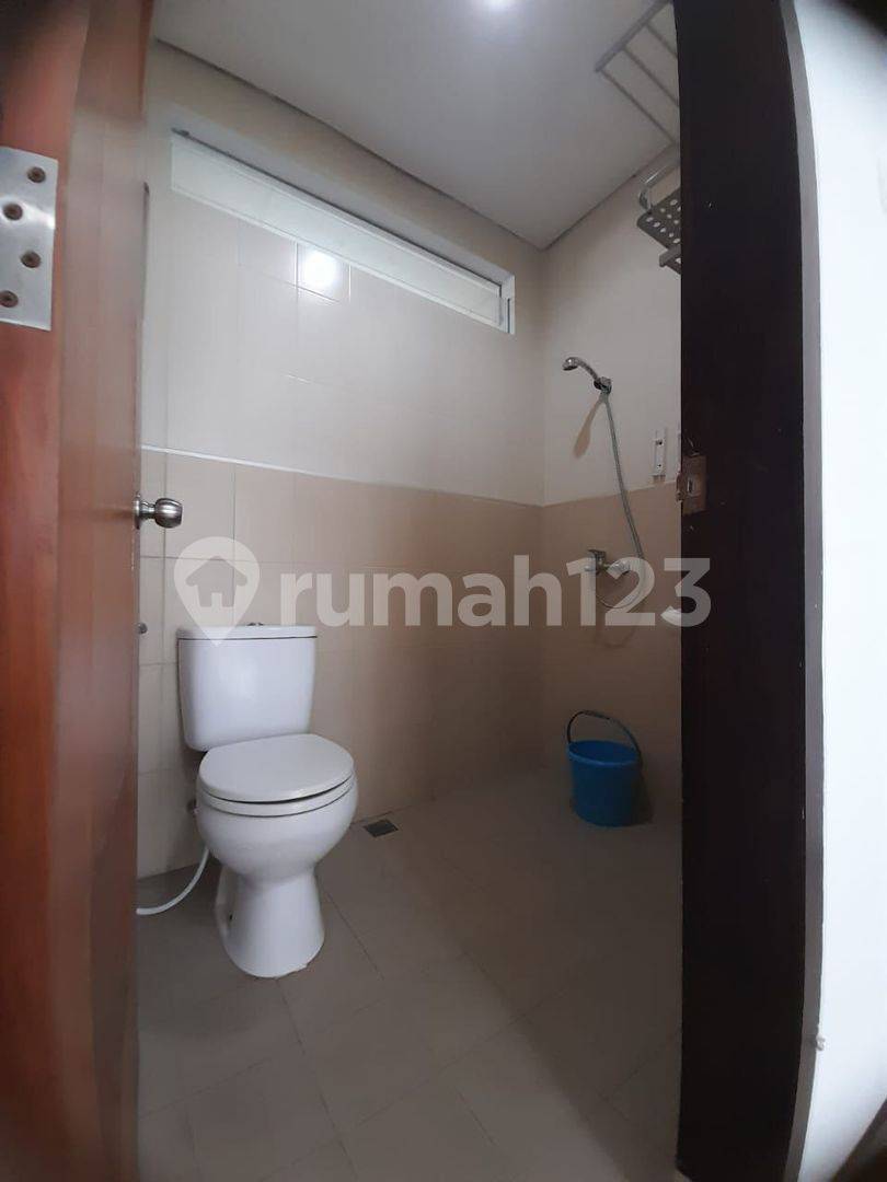 Cigadung Raya Barat House - Suitable for Residence or Office